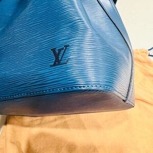 Authentic Louis Vuitton bag